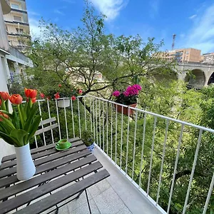 Finestra Sui Ponti Bed & Breakfast